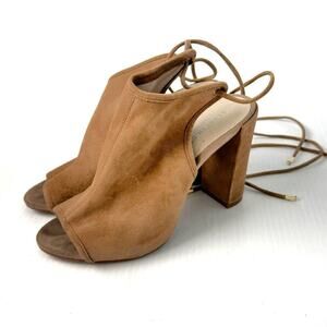 Kenneth Cole New York Delila lace up block heeled peep toe suede tan size 7.5